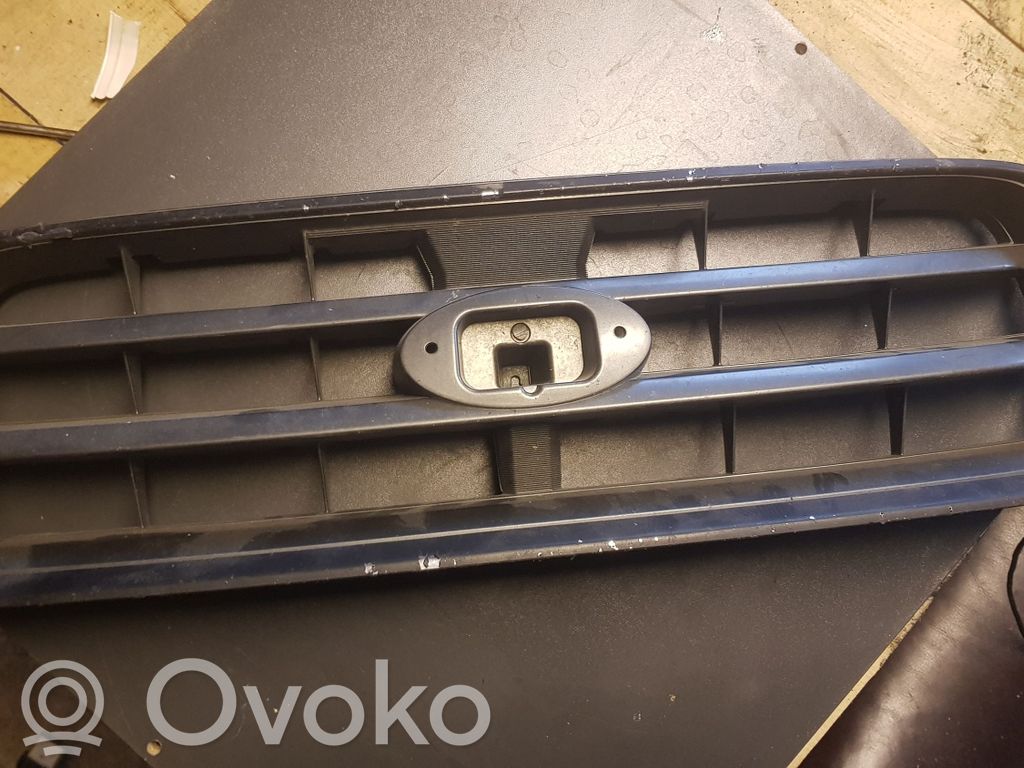 Subaru Forester SG Front grill 
