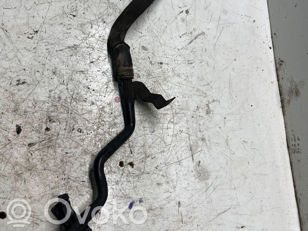 Audi A8 S8 D3 4E Engine coolant pipe/hose 
