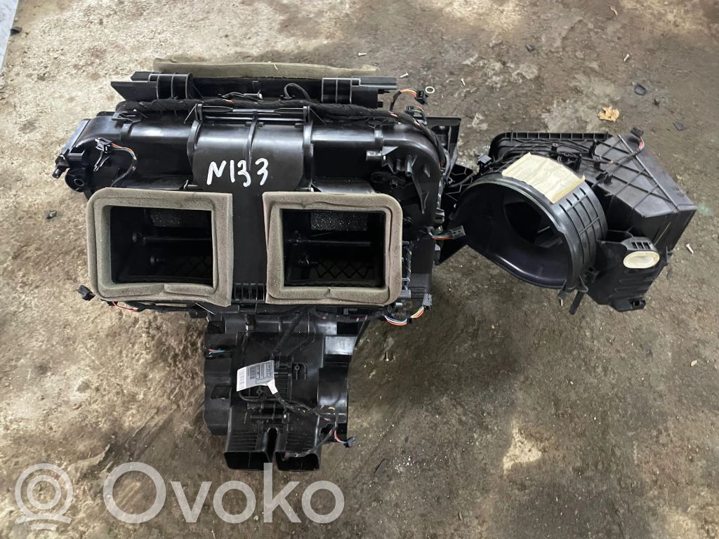 BMW X5 E70 Interior heater climate box assembly housing 