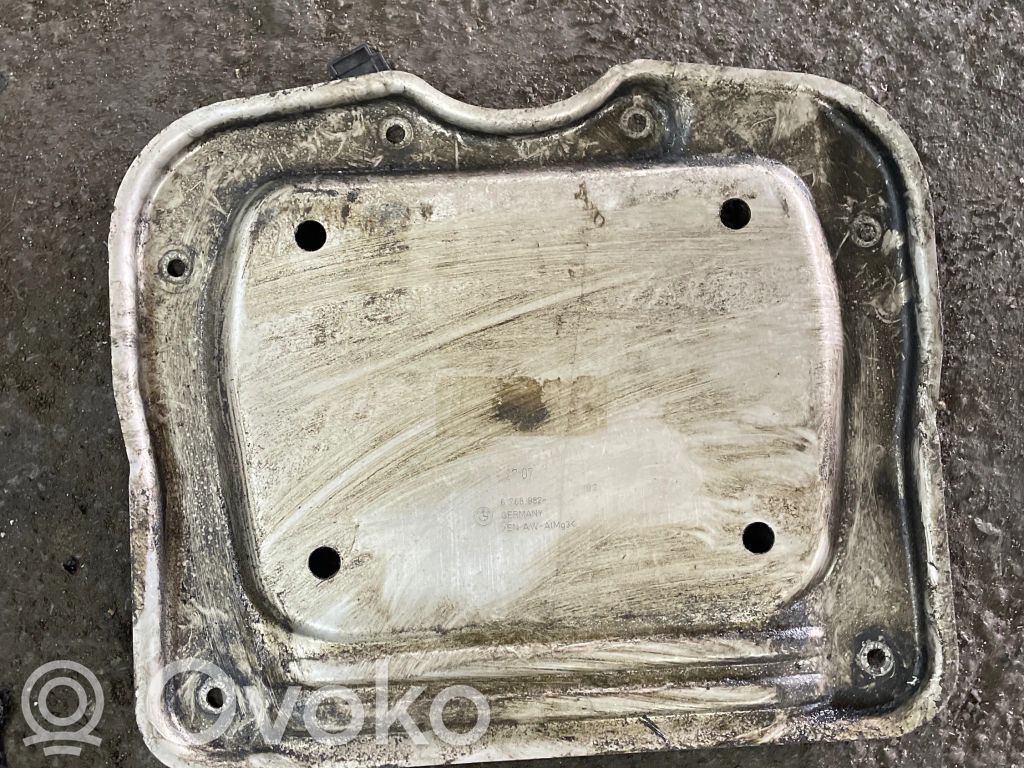 BMW 3 E90 E91 Engine splash shield/under tray 