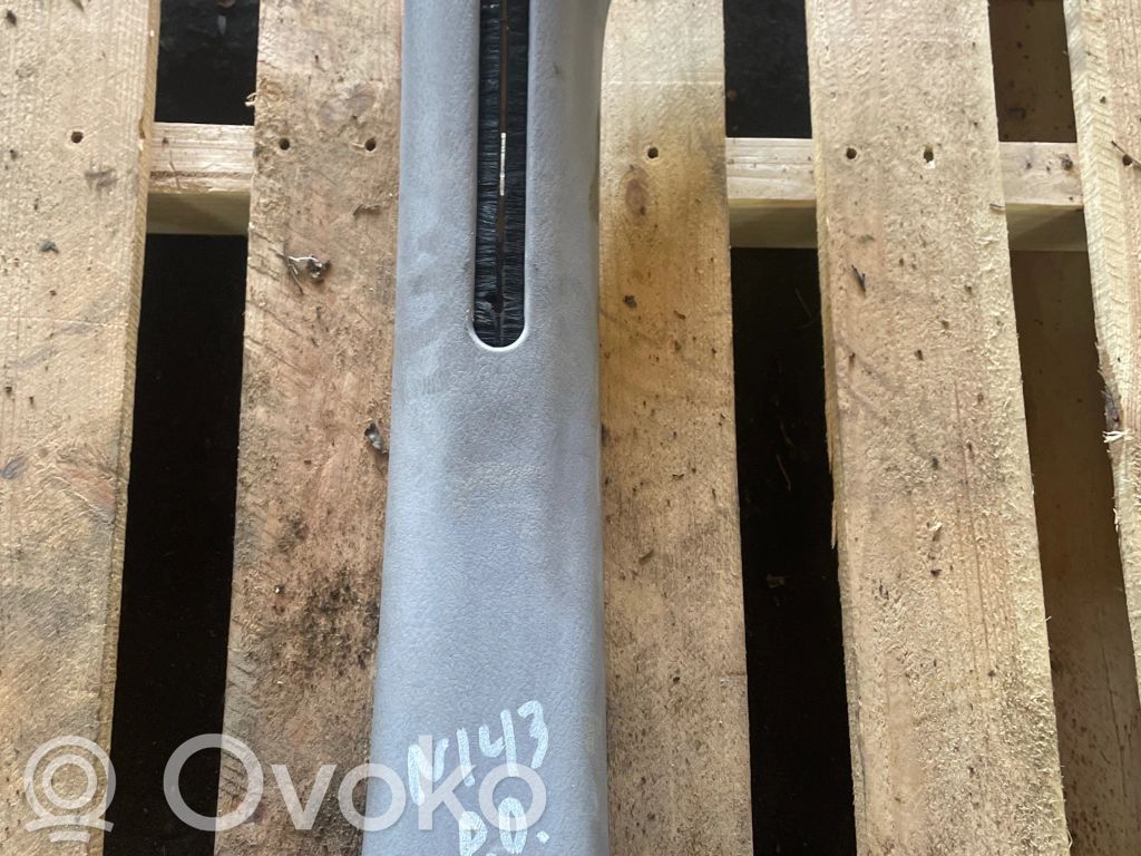 Chrysler Voyager (B) pillar trim (top) 