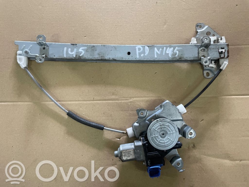 Nissan Juke I F15 Front door window regulator with motor 