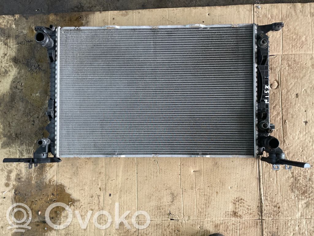 Audi Q5 SQ5 8R Aušinimo skysčio radiatorius 