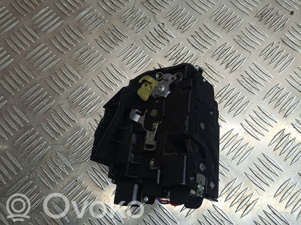 Porsche Boxster 986 Front door lock 