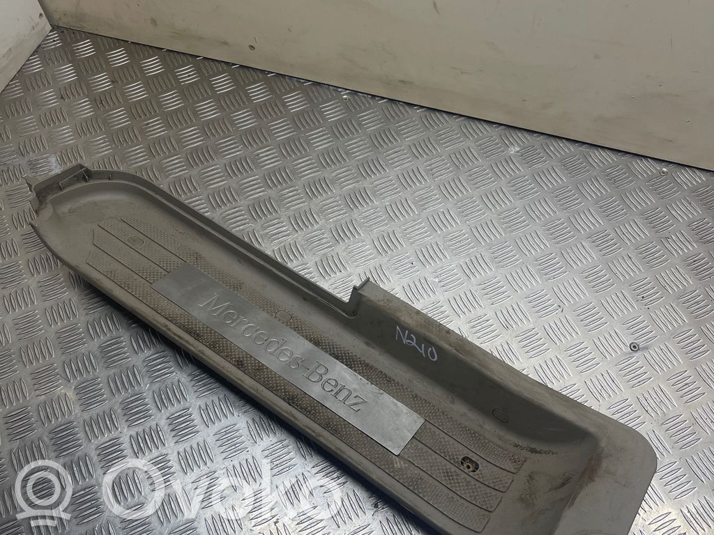 Mercedes-Benz Vito Viano W639 Listwa progowa przednia 