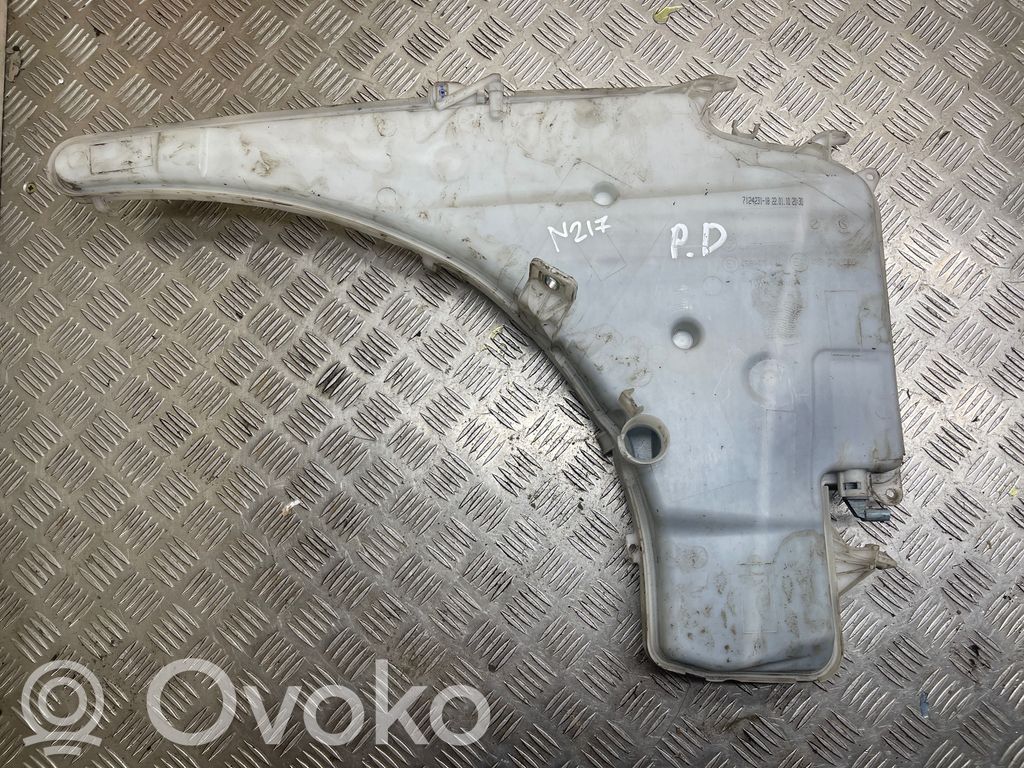 BMW 3 E90 E91 Windshield washer fluid reservoir/tank 