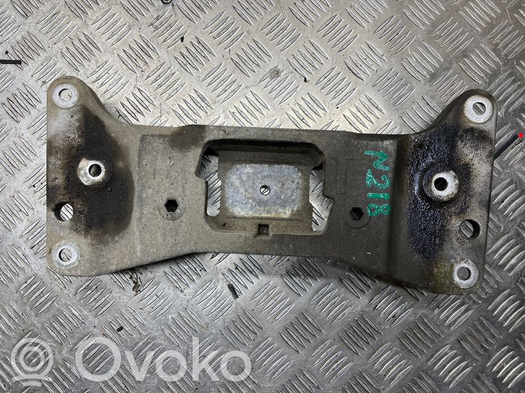 BMW 5 F10 F11 Pārnesumkārbas stiprinājuma kronšteins 