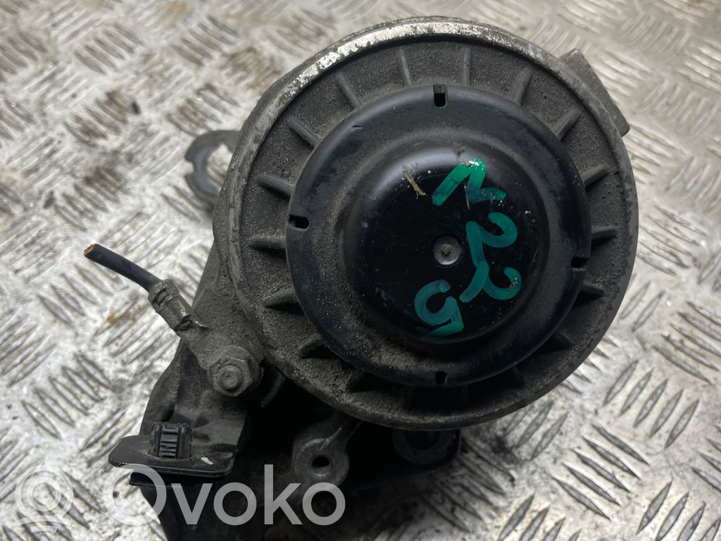 Ford S-MAX Engine mount bracket 