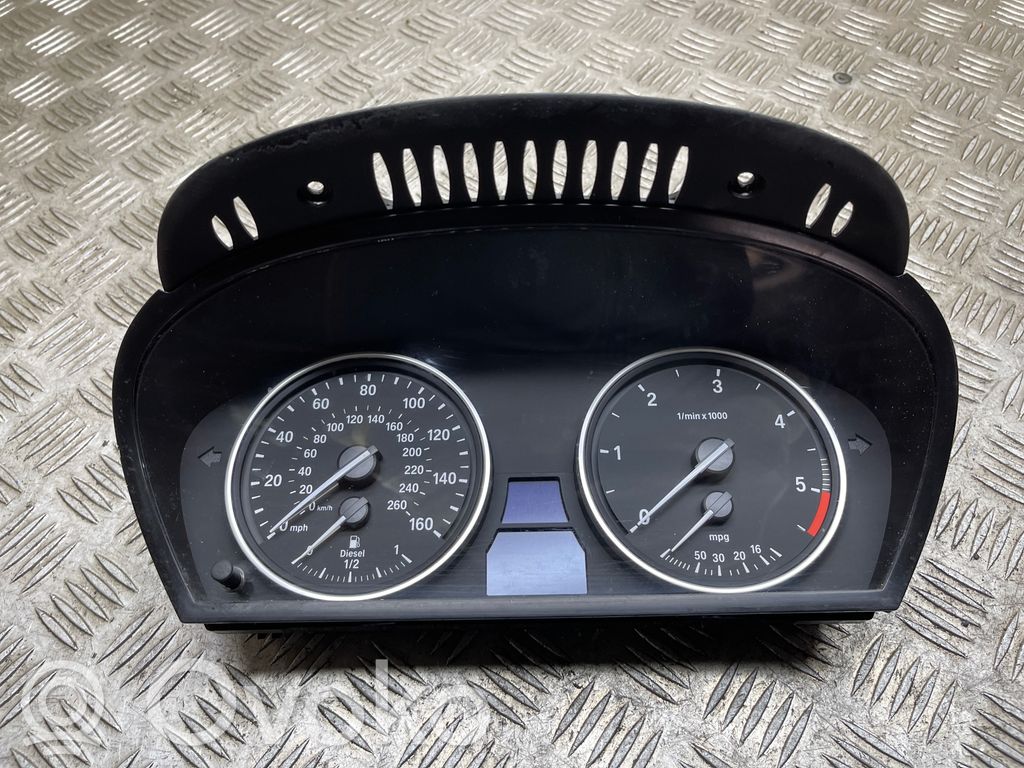 BMW X5 E70 Speedometer (instrument cluster) 