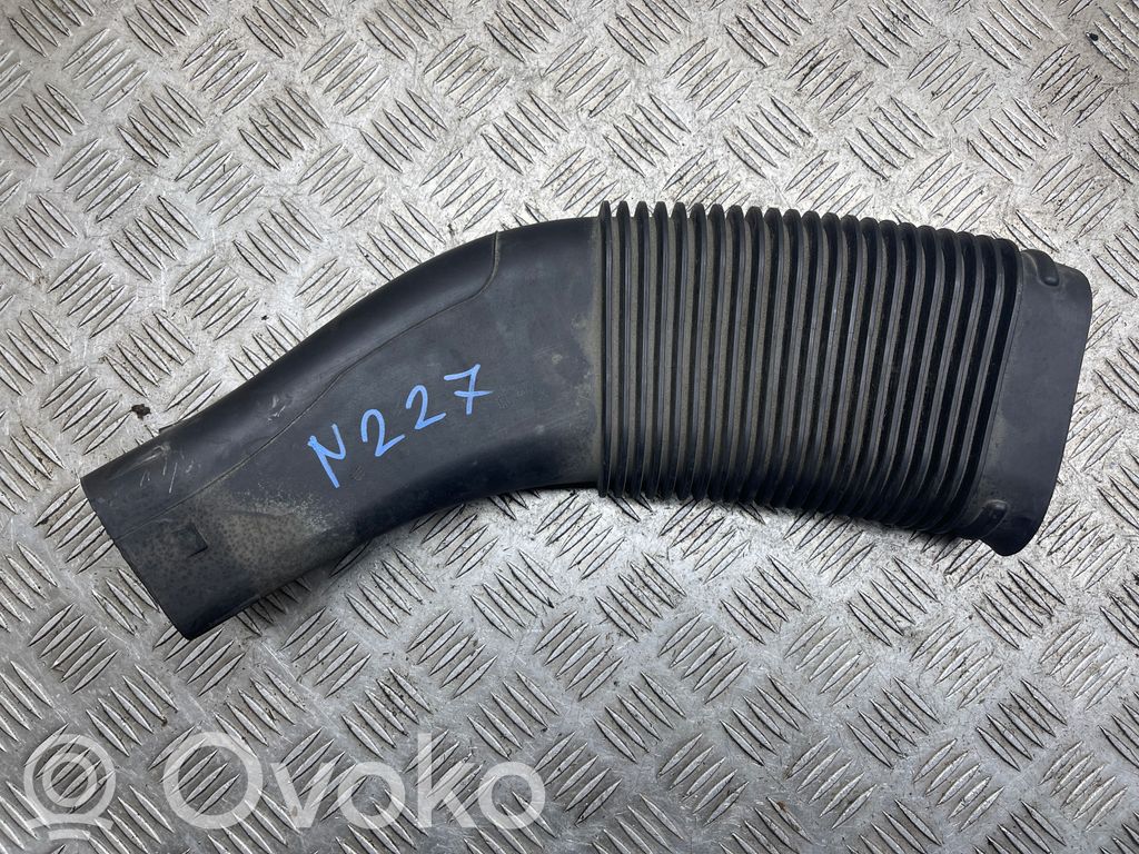 BMW X5 E70 Air intake duct part 