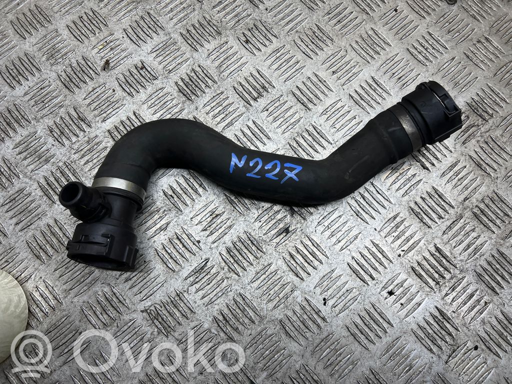 BMW X5 E70 Engine coolant pipe/hose 