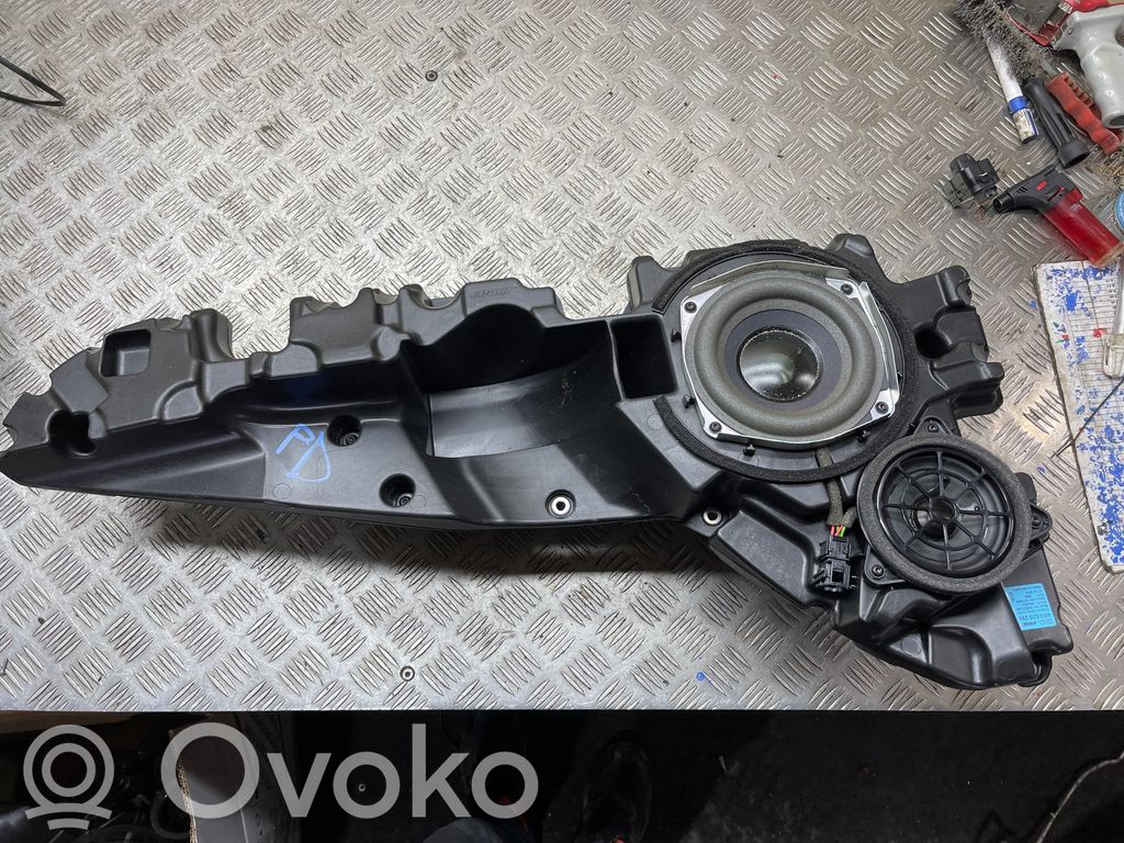 Audi Q7 4M Difuzor ușă față 