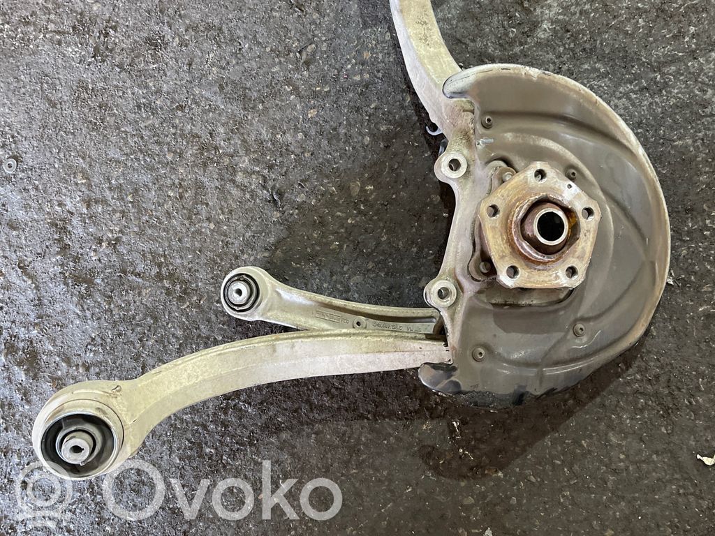 Audi Q7 4M Priekšējā riteņa rumbas vārpstas šarnīrs (stupica, capfa) 