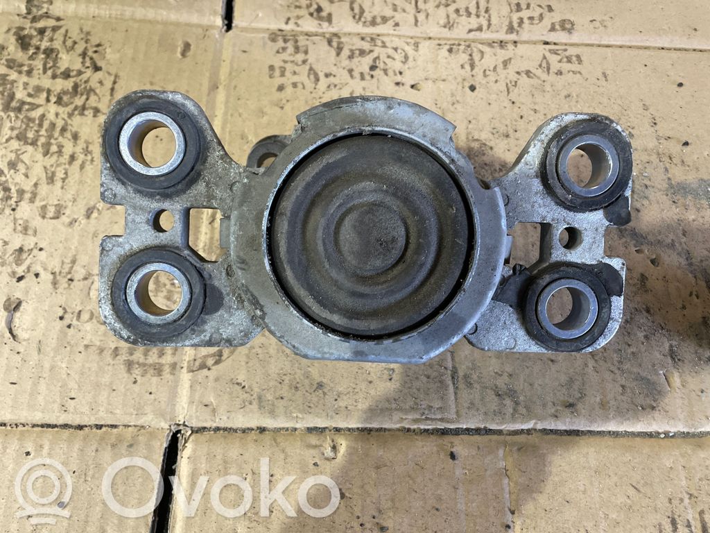 Engine mount bracket   31316875