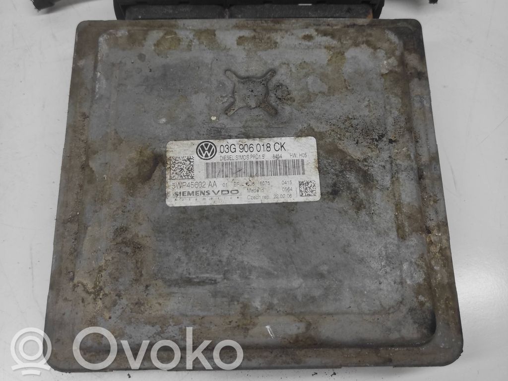 Volkswagen PASSAT B6 Engine control unit/module 