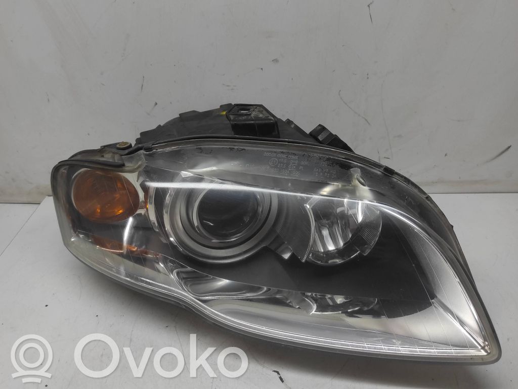 Audi A4 S4 B7 8E 8H Lampa przednia 