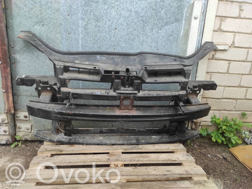 Volkswagen Golf V Radiatorių panelė 