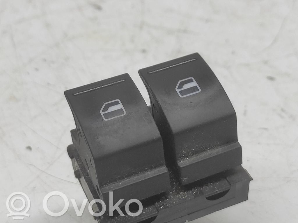 Seat Ibiza IV (6J,6P) Electric window control switch 
