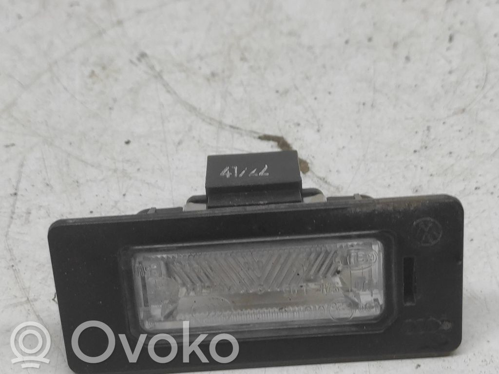 Audi A4 S4 B8 8K Numerio apšvietimas 