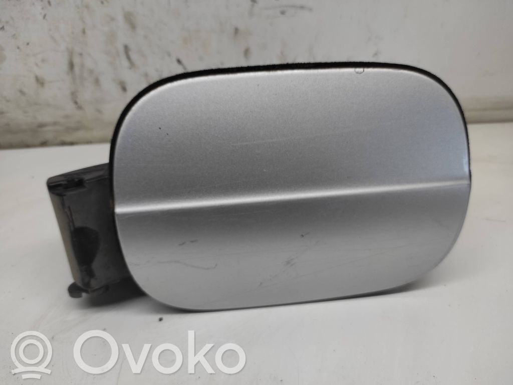 Audi A6 S6 C6 4F Degalų bako dangtelis 