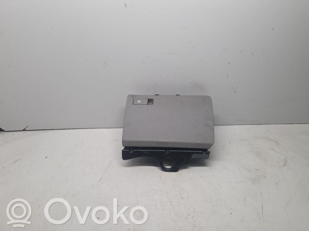 Volkswagen PASSAT B6 Guantera 