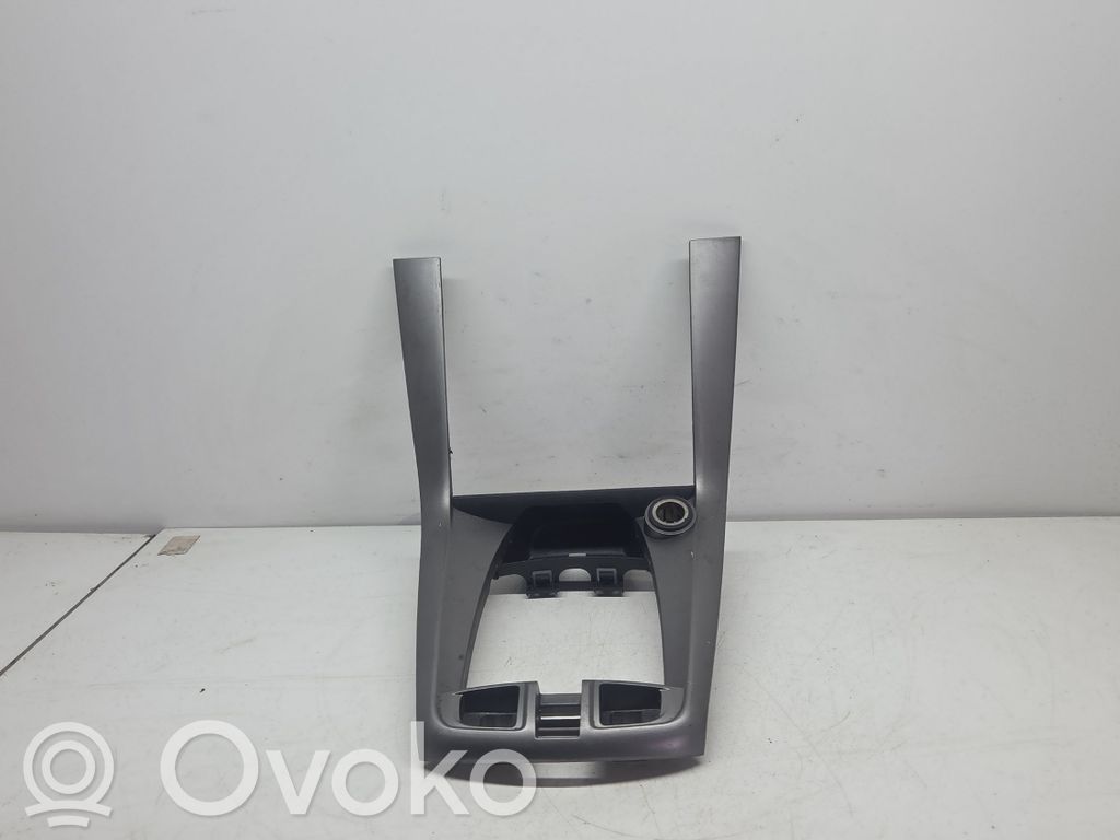 Chevrolet Captiva Rivestimento in plastica cornice della leva del cambio 