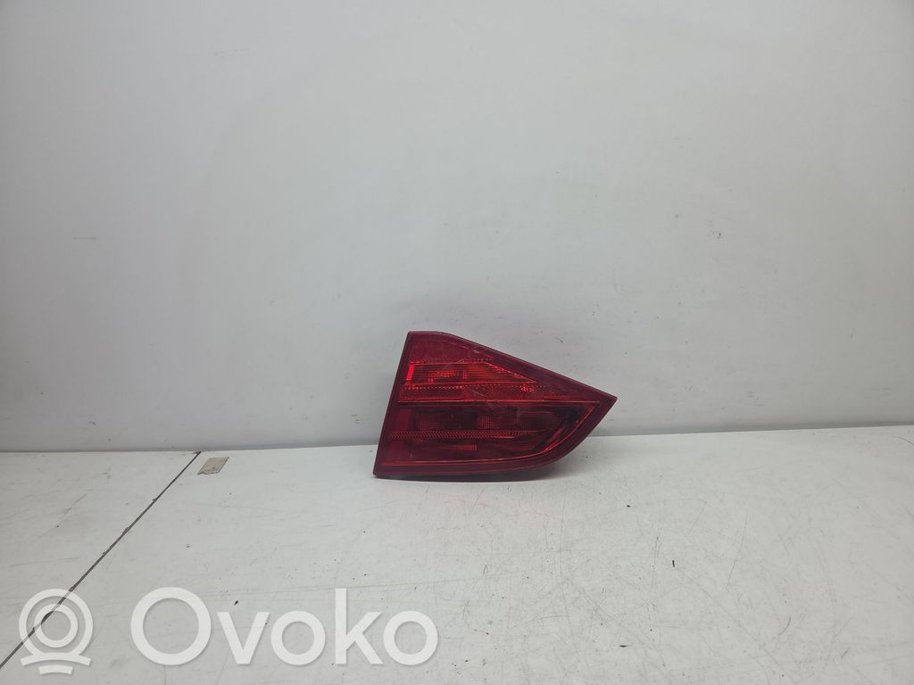 Audi A4 S4 B8 8K Lampy tylnej klapy bagażnika 