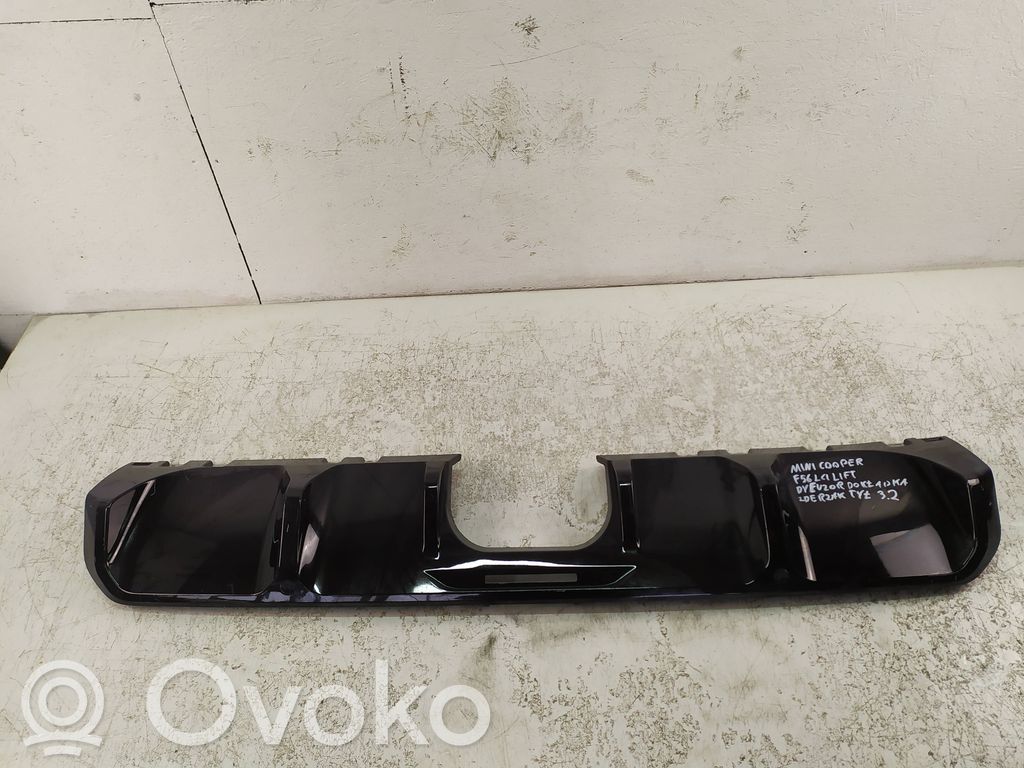 Mini One - Cooper F56 F55 Moldura embellecedora de la barra del amortiguador trasero 