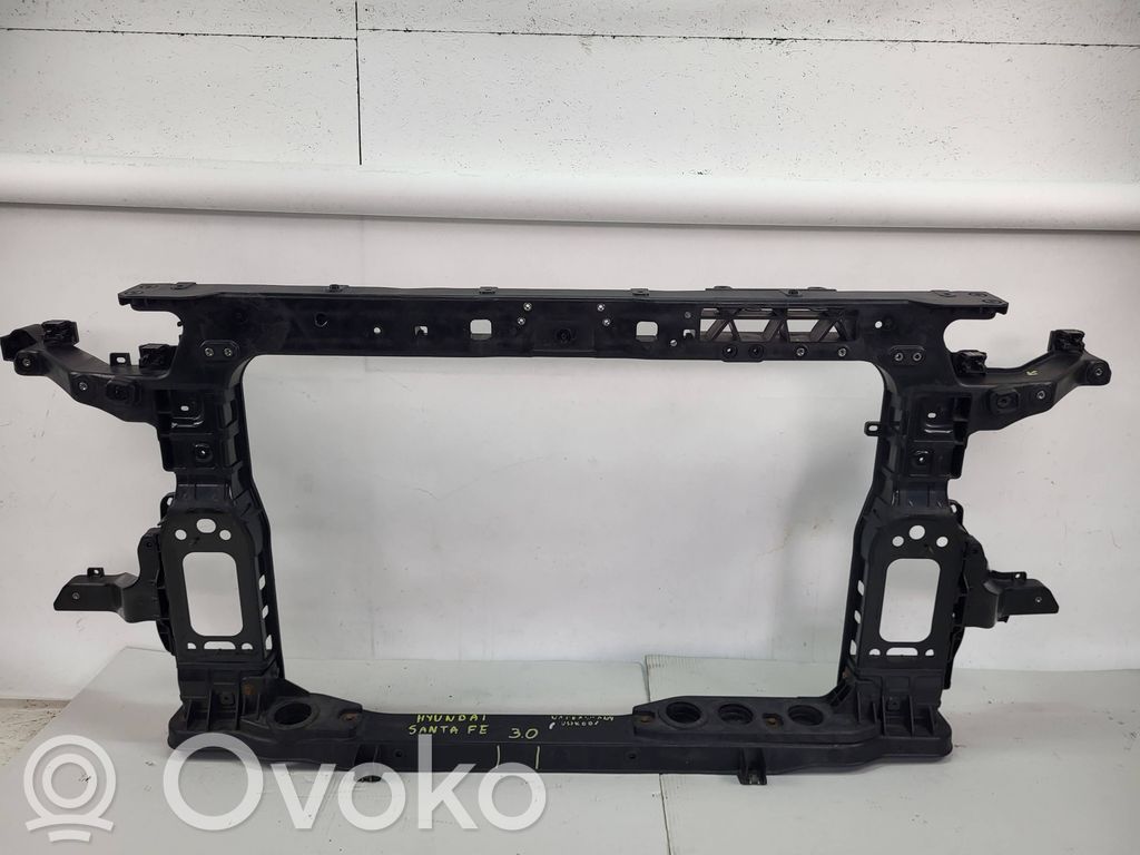 Hyundai Santa Fe Pas przedni 