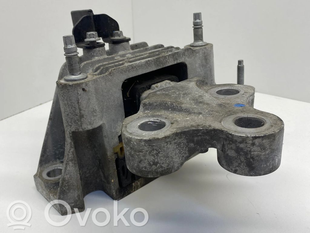 Gearbox mount   D063809417,P68224742AD