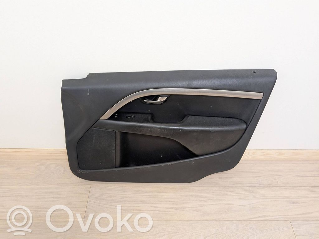 Volvo S80 Priekšējo durvju apdare 