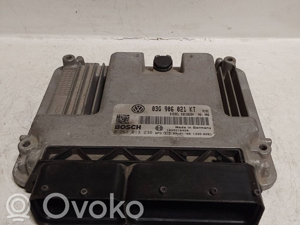 Volkswagen PASSAT B6 Engine control unit/module 