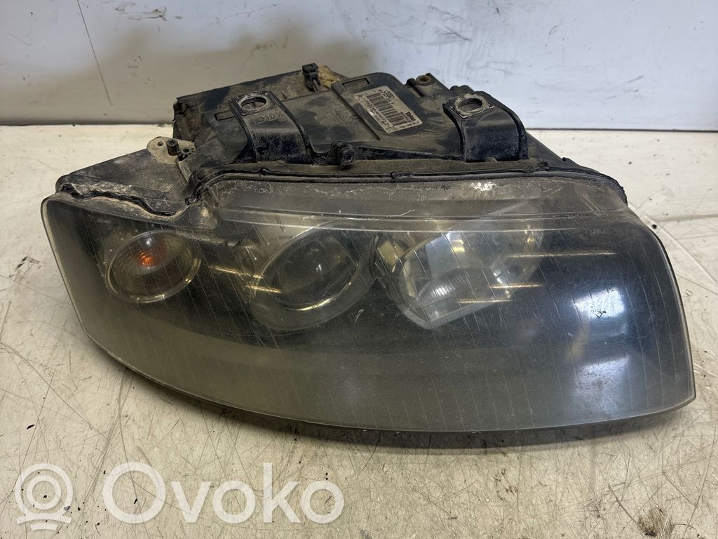 Audi A4 S4 B7 8E 8H Scheinwerfer 