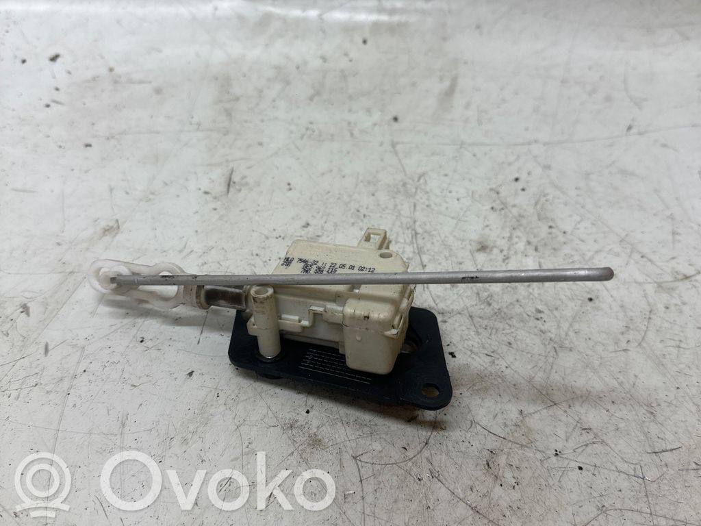 Central locking motor   8E5962115,7M0959781A