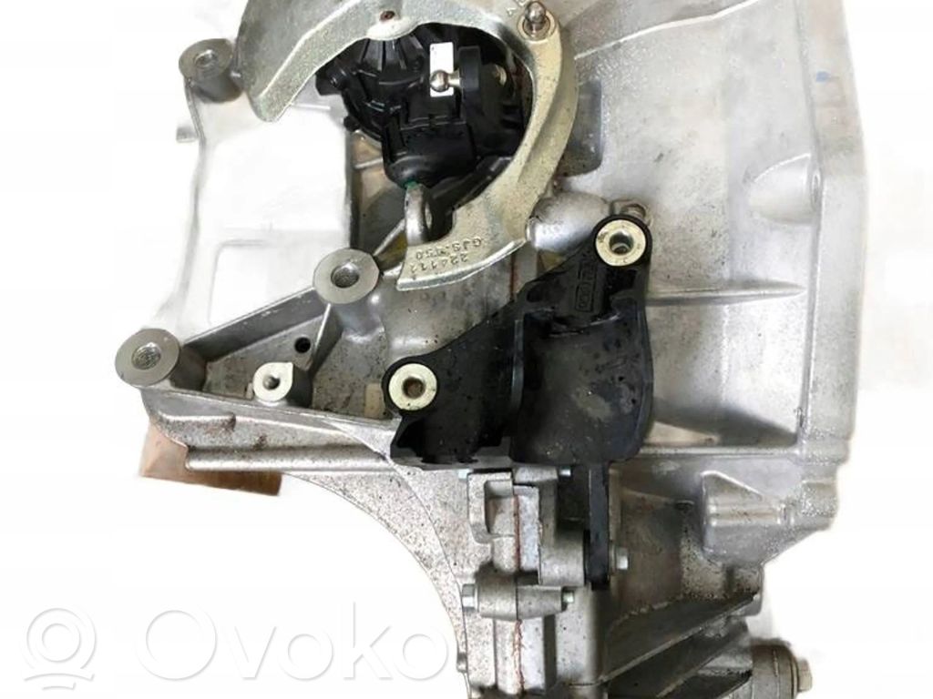 Ford Kuga III Mechaninė 6 pavarų dėžė 