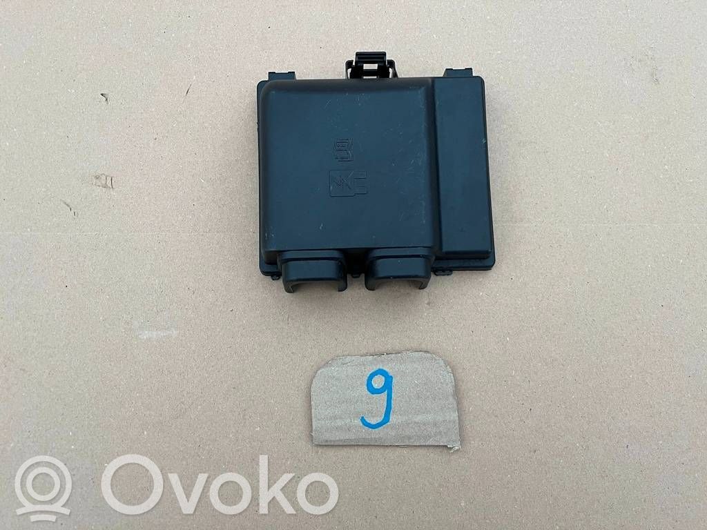Ford Kuga III Tapa de caja de fusibles 