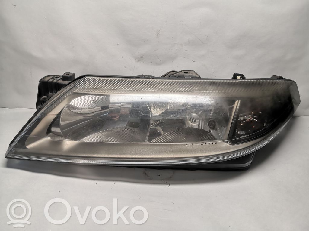 Renault Laguna II Headlight/headlamp 