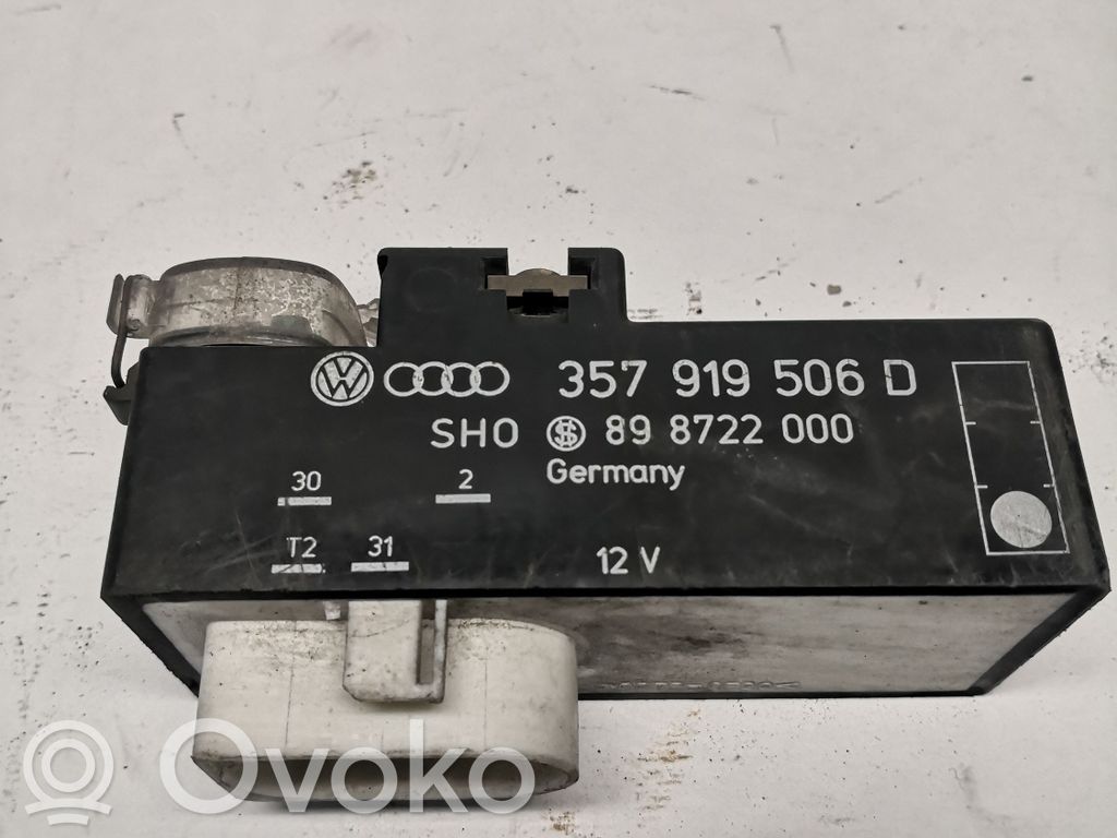 Volkswagen Golf III Coolant fan relay 