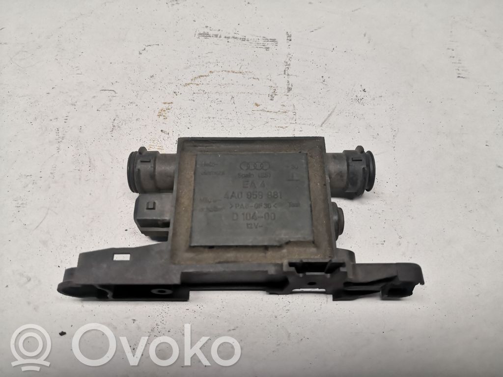 Audi A3 S3 8L Door central lock control unit/module 