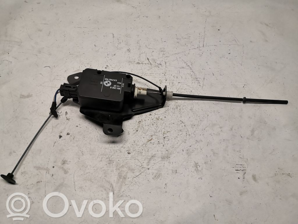 BMW 5 E39 Fuel tank cap lock motor 