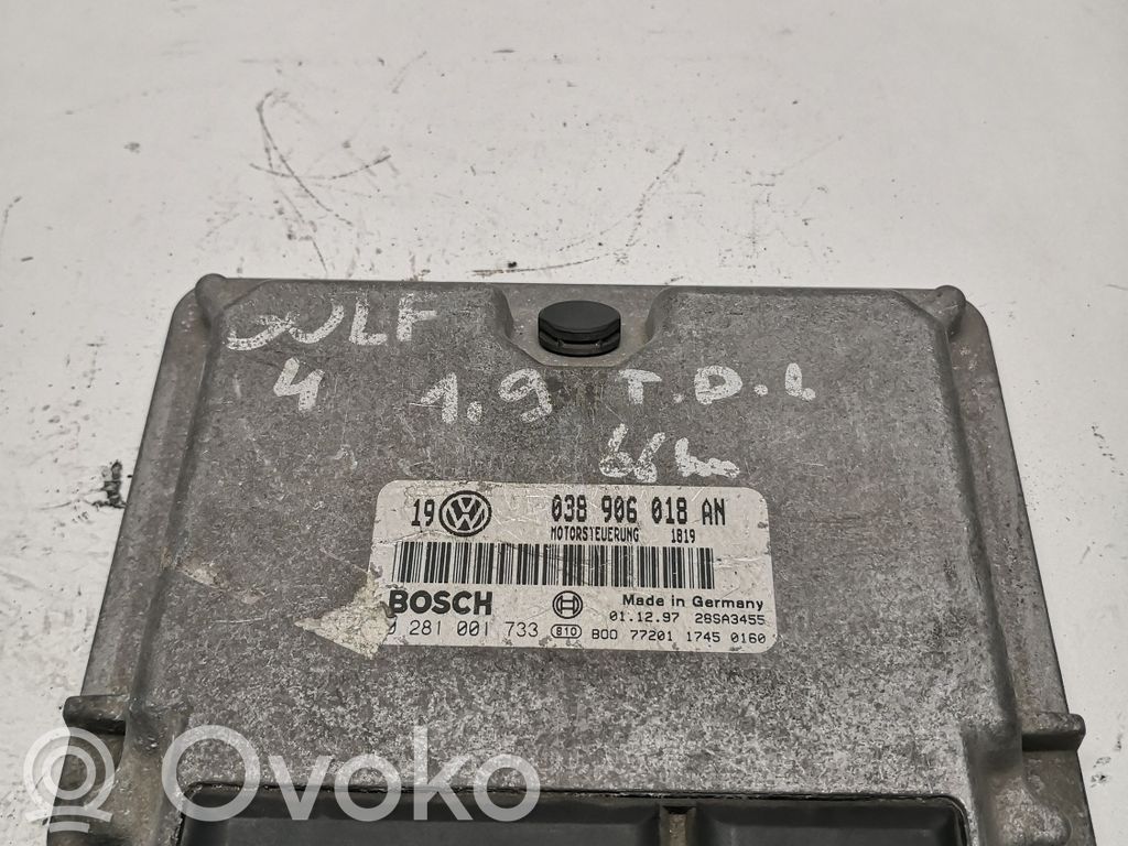 Volkswagen Golf IV Engine control unit/module 