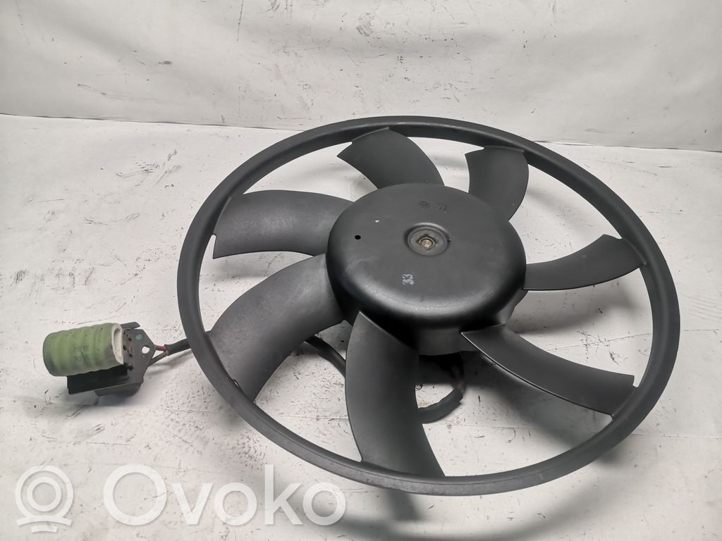Opel Insignia A Elektryczny wentylator chłodnicy 
