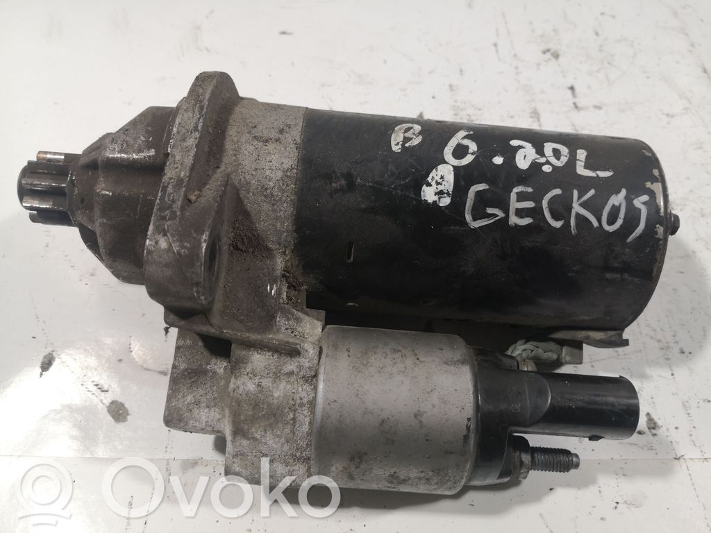 Volkswagen PASSAT B6 Стартер 