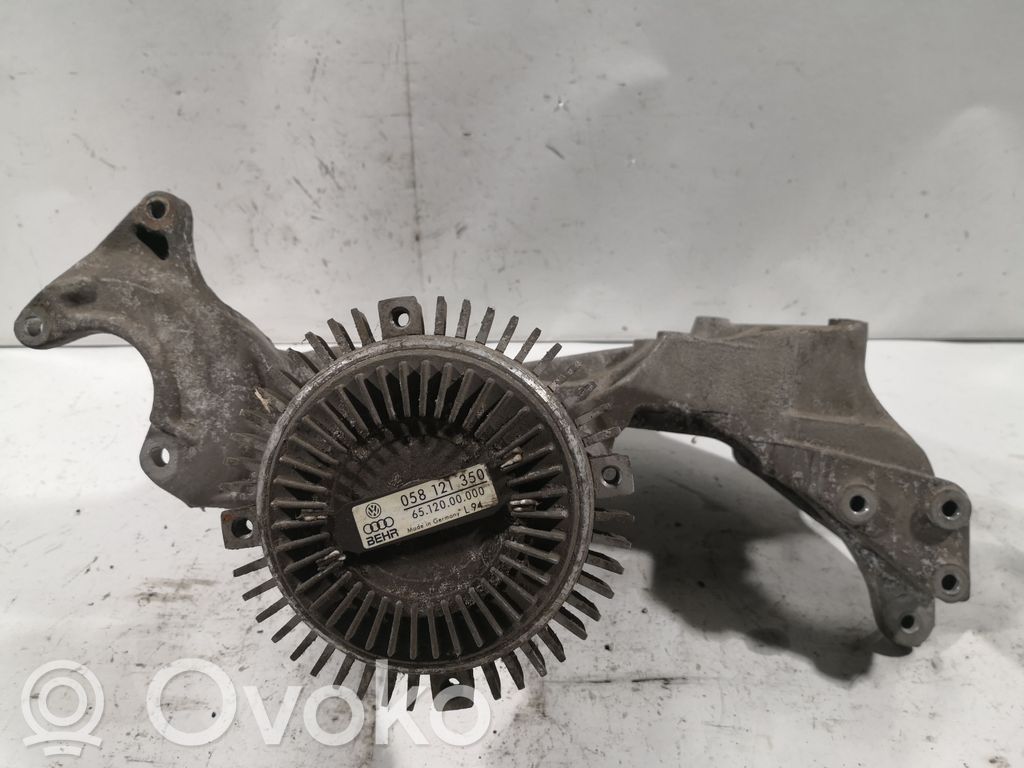 Audi A4 S4 B5 8D Generator/alternator bracket 