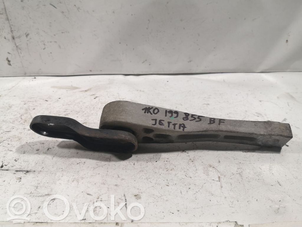 Volkswagen Jetta VI Variklio tvirtinimo kronšteinas 