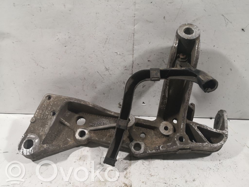 Volkswagen Golf V Brazo de suspensión/horquilla inferior delantero 