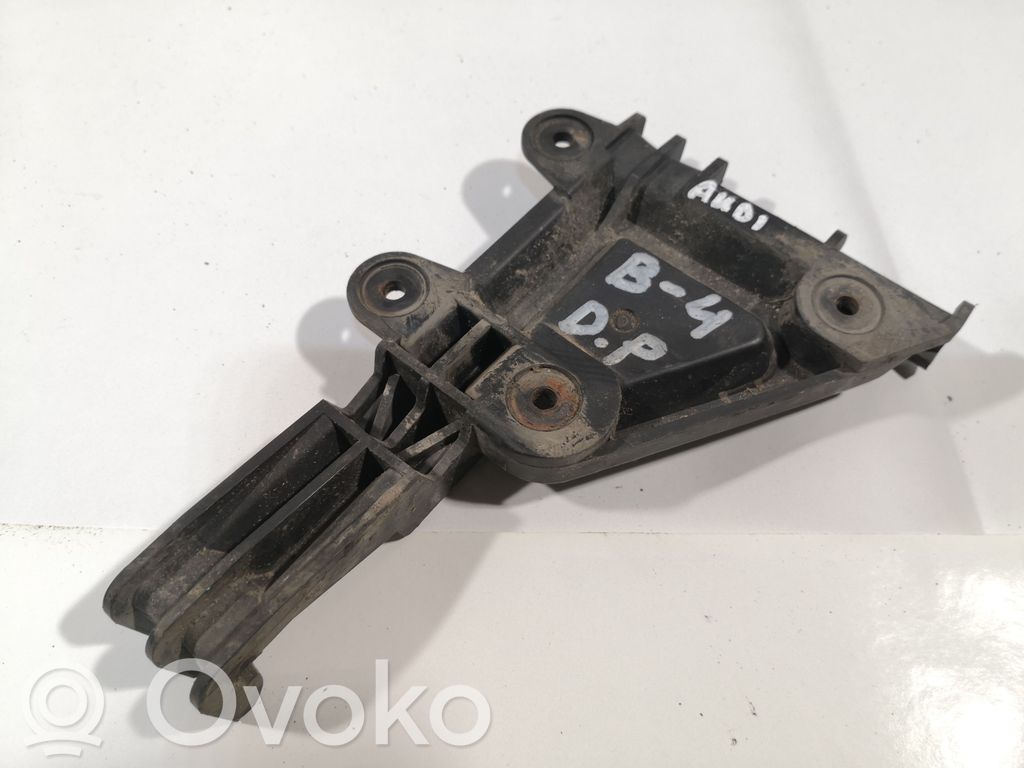 Audi 80 90 S2 B4 Front bumper mounting bracket 