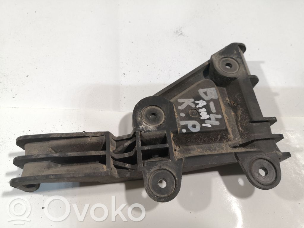 Audi 80 90 S2 B4 Rear bumper mounting bracket 