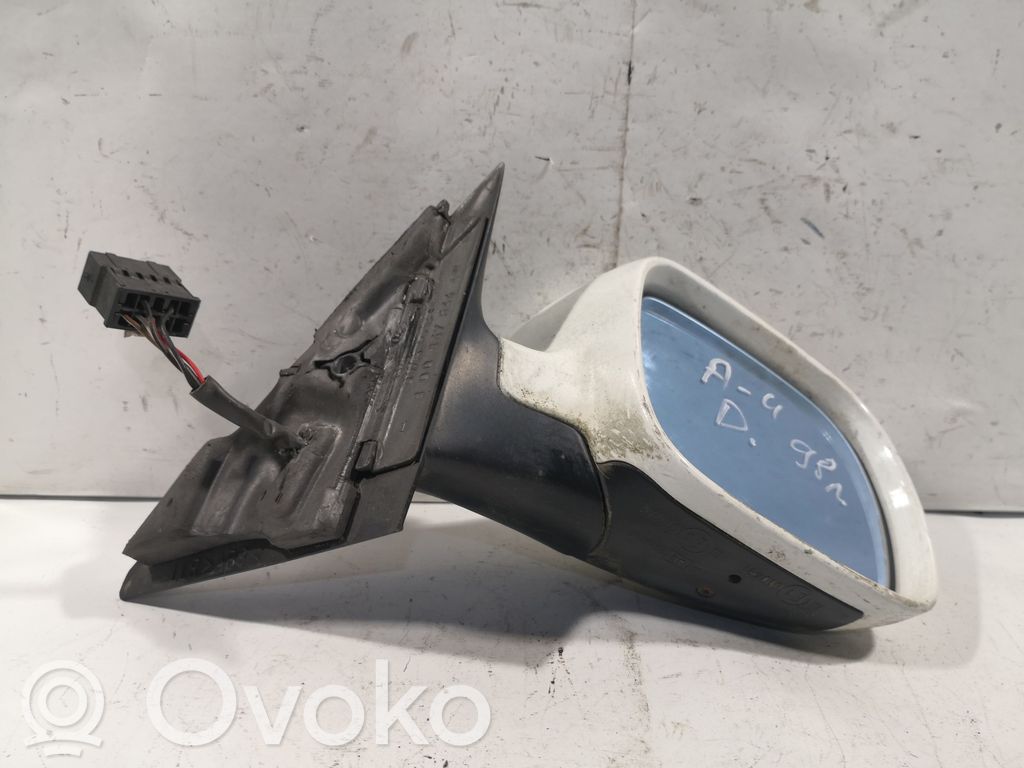 Elektryczne lusterko boczne drzwi przednich   8D0857544A,024743