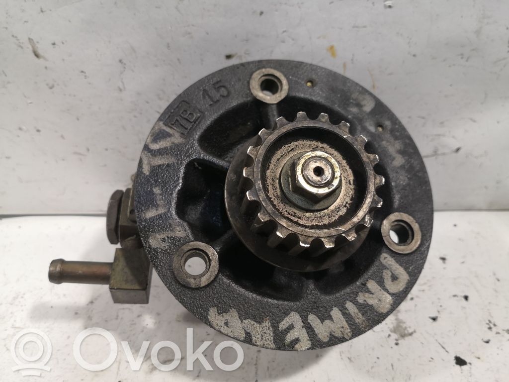 Nissan Primera Pompe à vide 